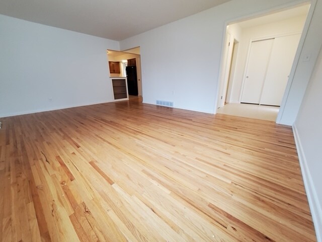 Living Room - 2714 S Norton Ave