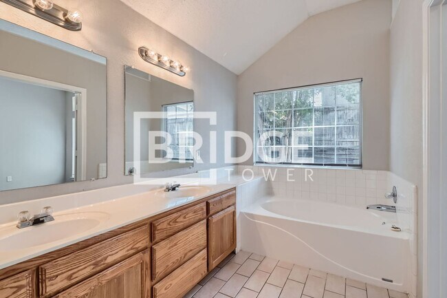 Building Photo - 5908 Firethorn Dr