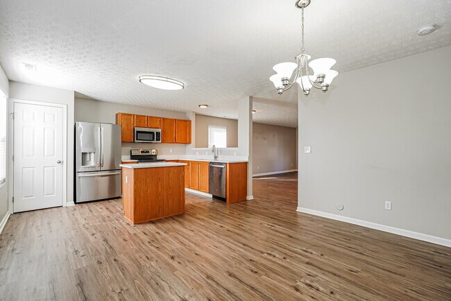 Building Photo - 8051 Beardsley Ave