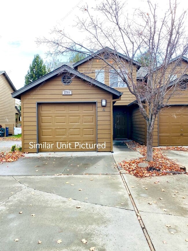 Building Photo - 2769 NE Mesa Ct