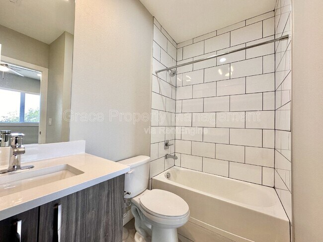 Building Photo - 3360 W 38th Ave