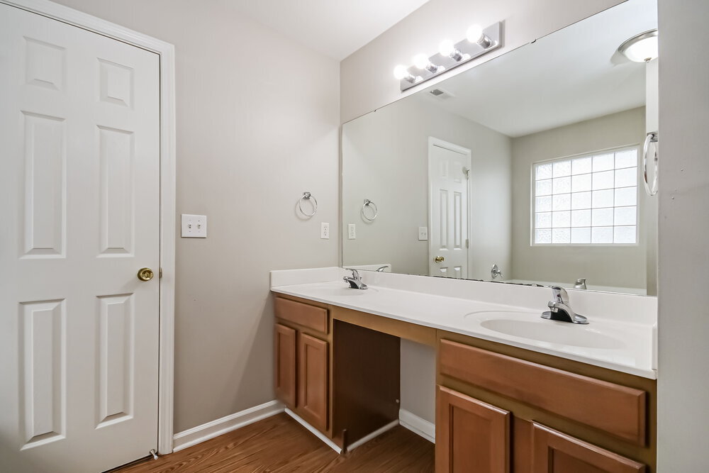 Building Photo - 5712 Falls Ridge Ln