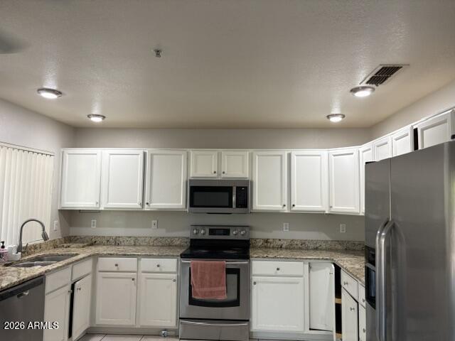 Building Photo - 9307 E Wood Dr