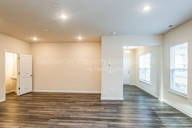 Building Photo - 1241 Citadel Ave