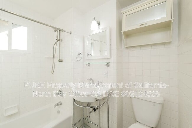 Building Photo - 1426 Olive St