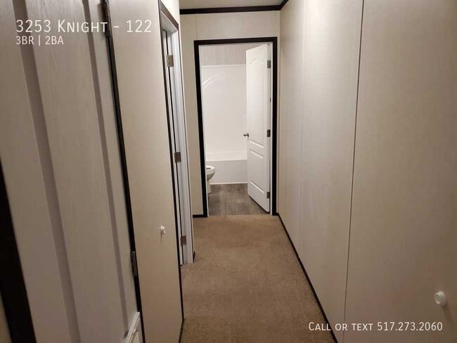 Building Photo - 3253 Knight-122