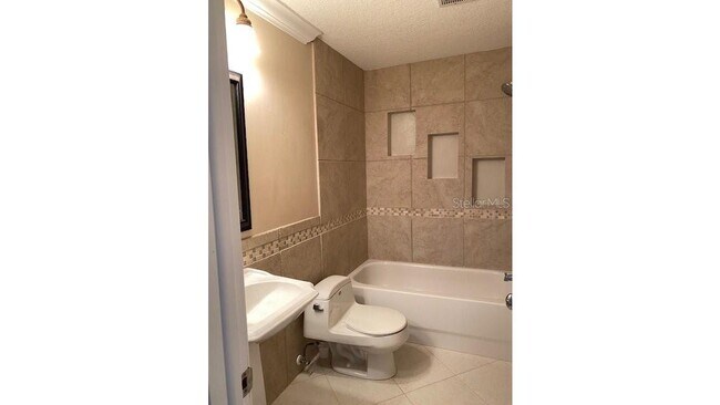 Building Photo - 167 Woodette Dr