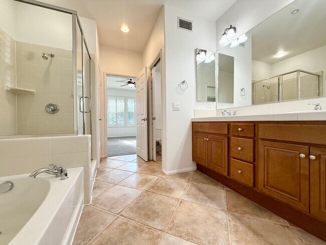 Building Photo - 2810 Piantino Cir
