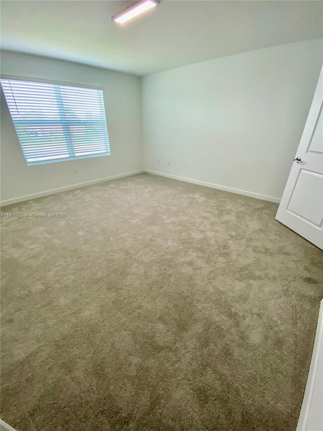 Building Photo - 4163 Lagoon Shore Dr