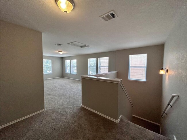 Building Photo - 8916 Ipswich Bay Dr