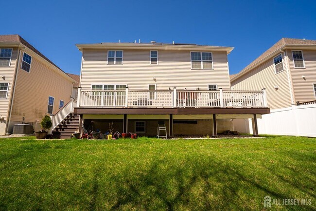 Building Photo - 460 Morning Glory Dr