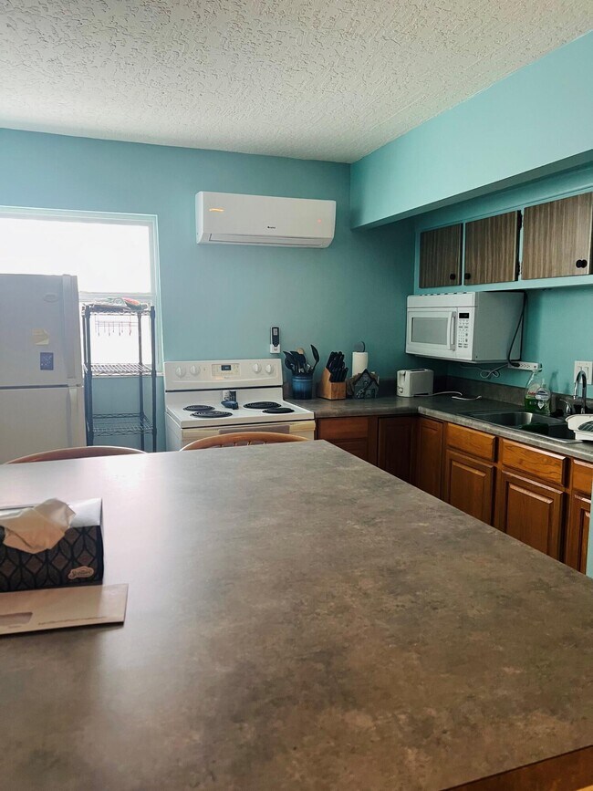 Building Photo - 4800 Ocean Beach Blvd