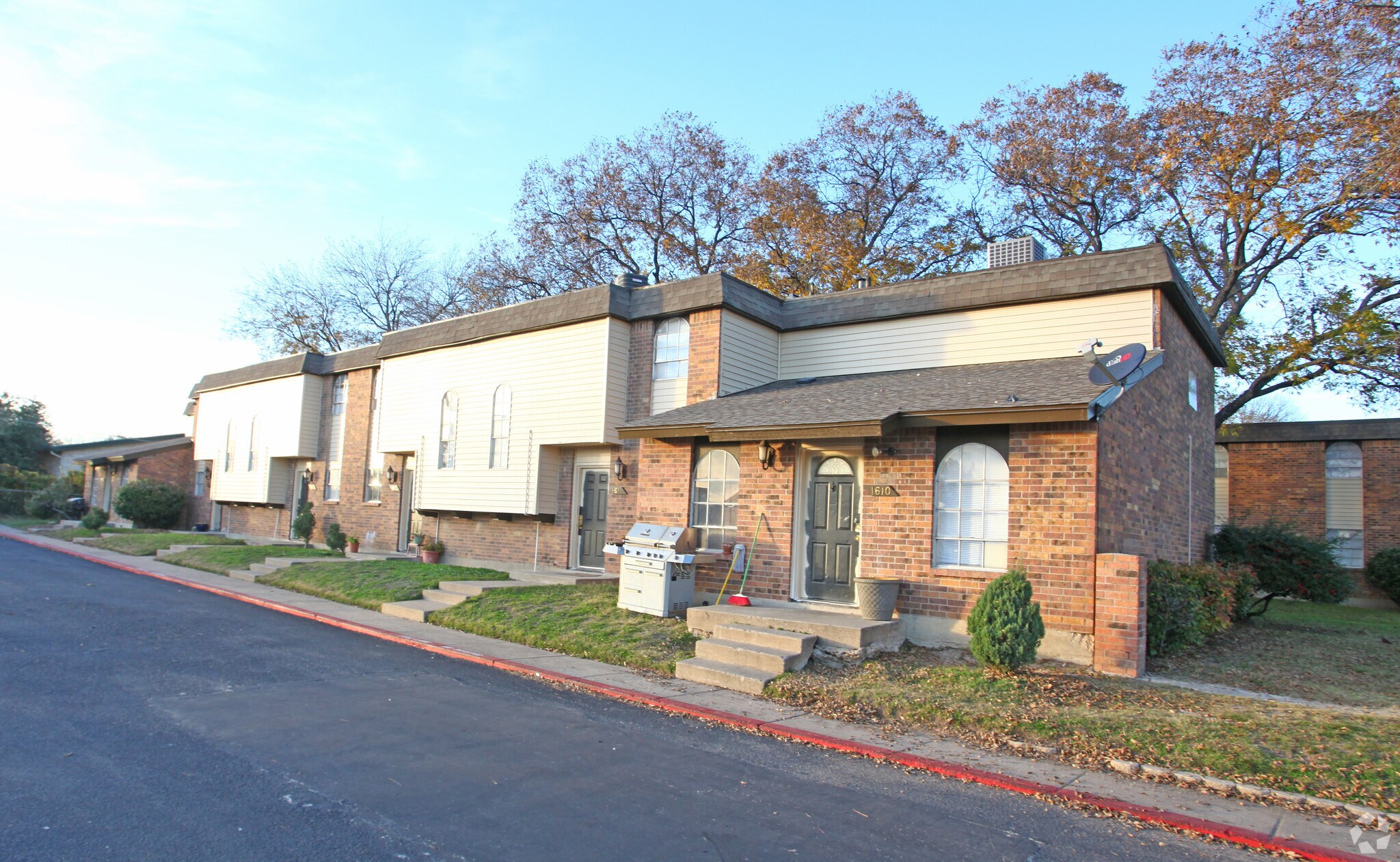 Building Photo - Monterrey