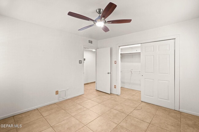 Building Photo - 350 Thunderbird Dr