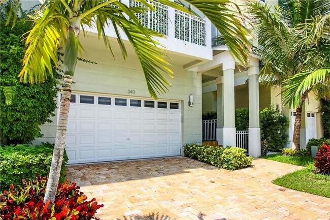 Building Photo - 340 Elm St