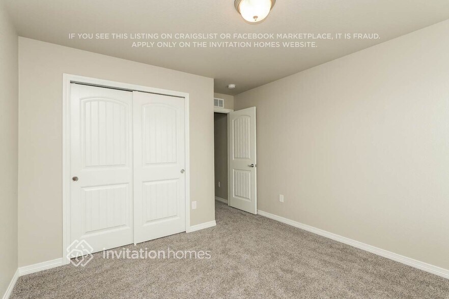 Building Photo - 6254 Bobolink Trl