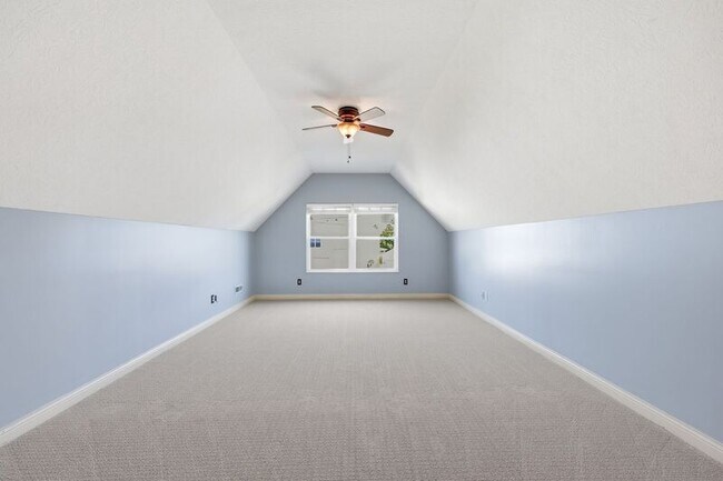 Building Photo - 5940 Meehan Rd