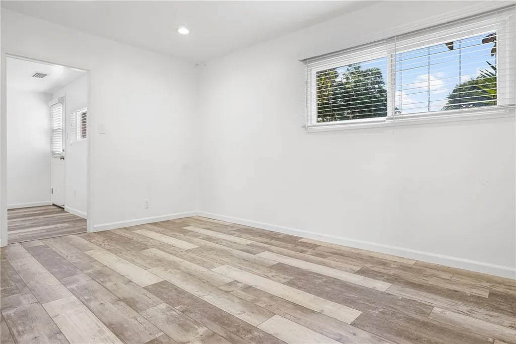 Middle bedroom leading to the bonus room/office/den - 1500 Voorhees Ave