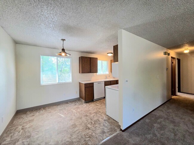 Building Photo - 112 Ridgemont Dr