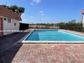 Building Photo - 855 NE 209th St