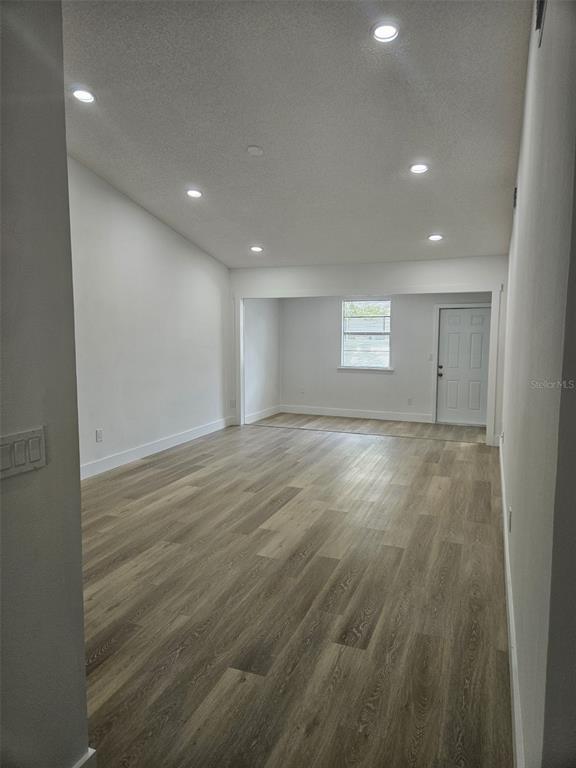 Building Photo - 339 Petrea Dr
