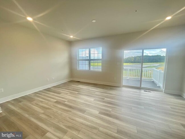 Building Photo - 2264 Marcy Dr