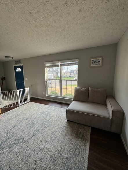 Building Photo - 4330 Portobello Dr