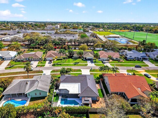 Building Photo - 13808 Geranium Pl
