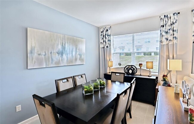 Building Photo - 1120 Lakeshore Breeze Pl