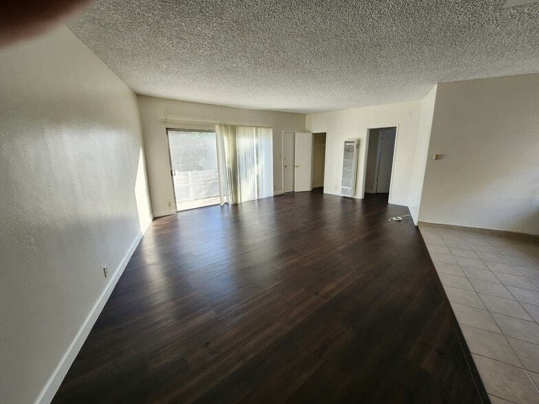 Building Photo - 4353 Don Tomaso Dr