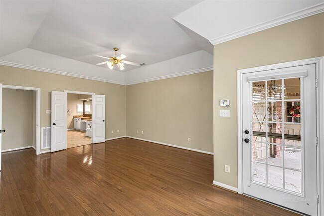 Building Photo - 22319 Fairbay Dr