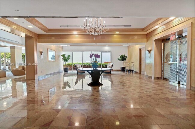 Building Photo - 16445 Collins Ave