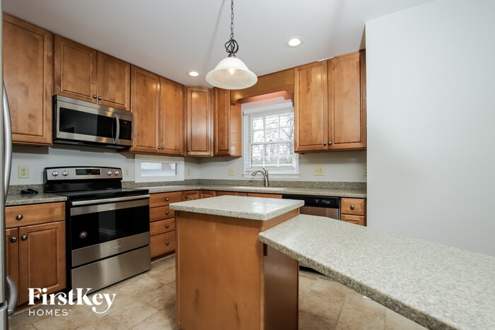 Building Photo - 4036 Fairwind Dr