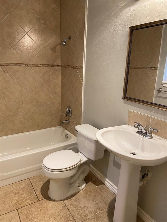 Building Photo - 1513 Deepwoods Trail