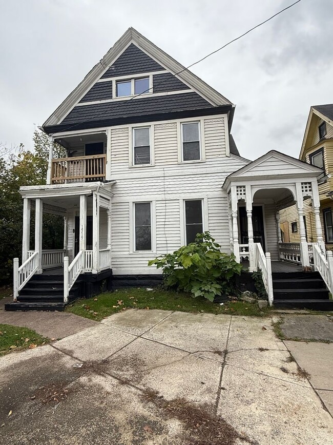 Building Photo - 1519-1525 Clark Ave