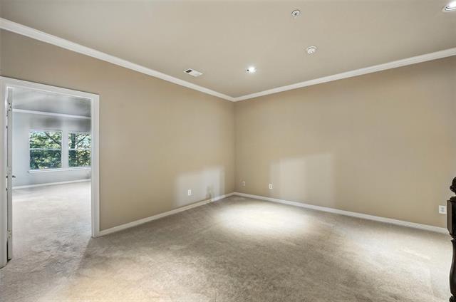 Building Photo - 1008 Colonial Dr