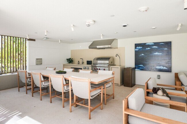 Building Photo - The Park Ward Village #622