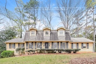 Building Photo - 4226 Executive Dr