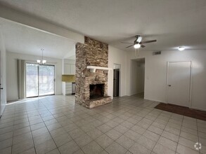 Building Photo - 12302 Willow Wild Dr