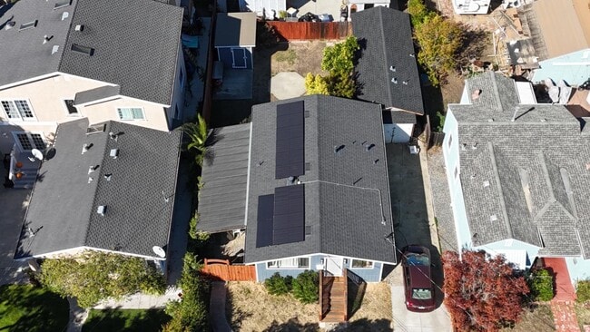 Building Photo - 242 Jackson Ave