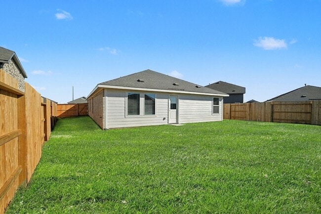 Building Photo - 6315 Linden Leaf Dr