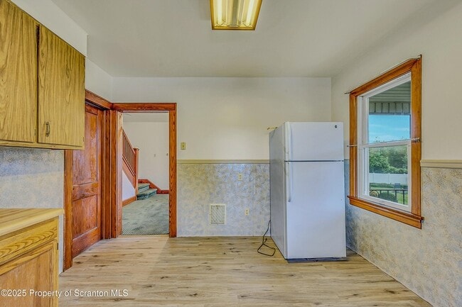 Building Photo - 443 14th Ave