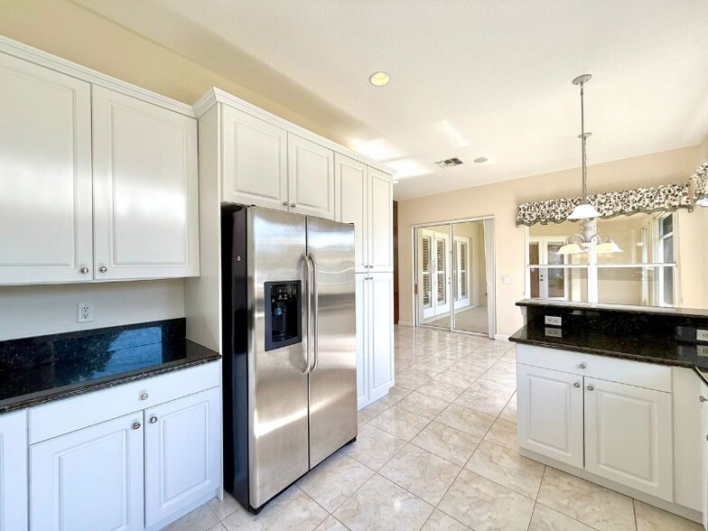 Building Photo - 6018 NW Winfield Dr