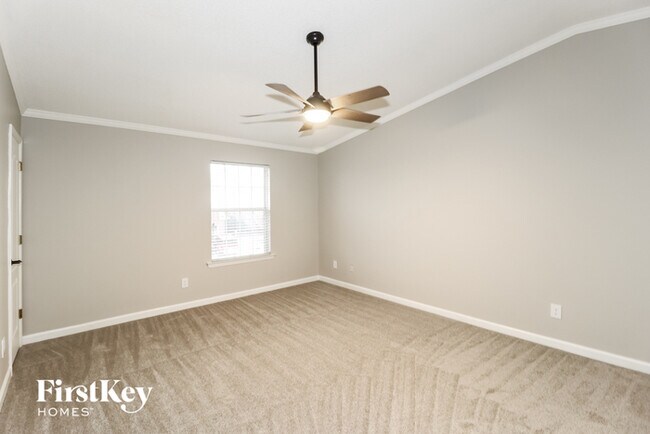Building Photo - 11595 Millwind Dr