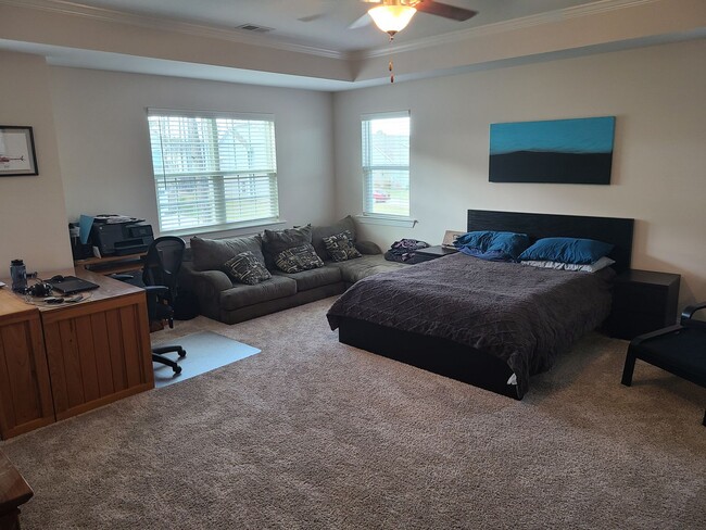 Building Photo - Gorgeous 4 bedroom home in Mimosa Bay!