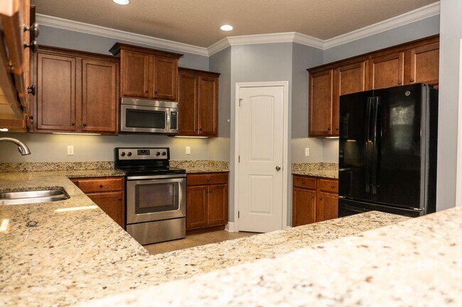 Building Photo - 3366 Wild Hare Ln