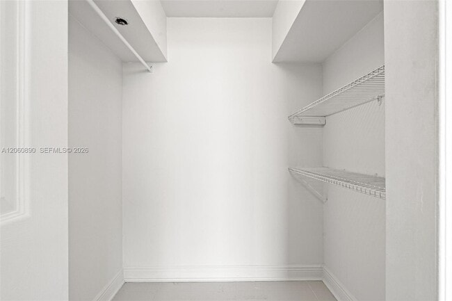 Building Photo - 6362 Collins Ave