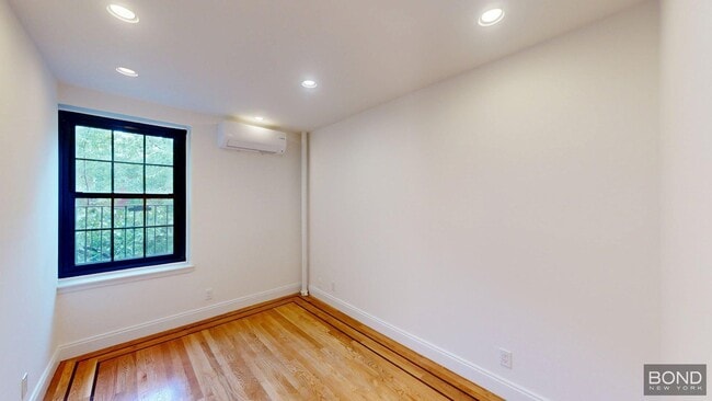 Floorplan - 30 Charlton Street