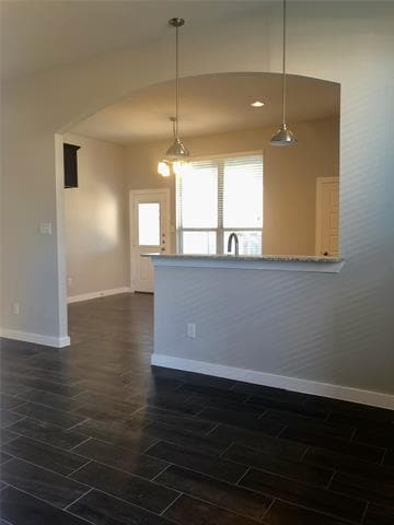Building Photo - 925 Chaparral Trail