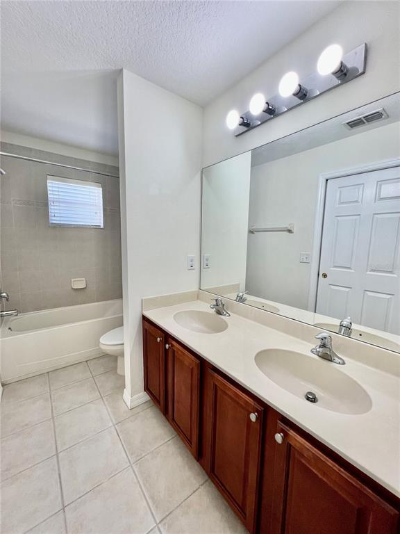 Building Photo - 20464 Needletree Dr